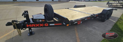 2026 MAXX-D 22' x 83" 16K HD Gravity