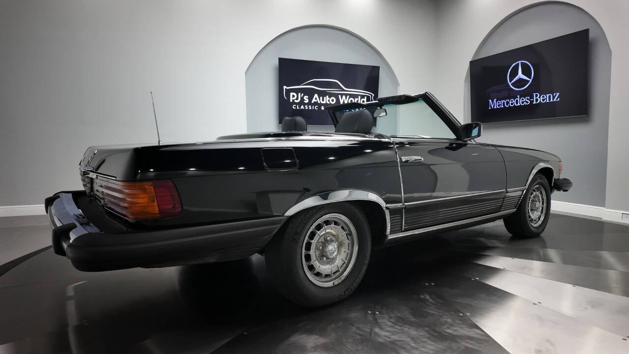 1982 Mercedes-Benz 380-Class 24