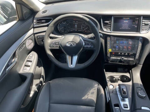 2025 Infiniti QX50 Luxe