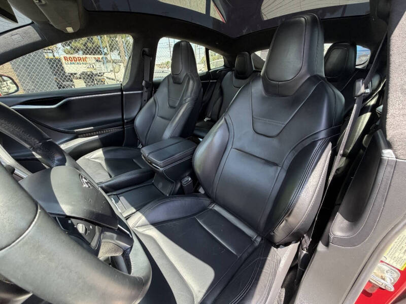 2016 Tesla Model S 75D