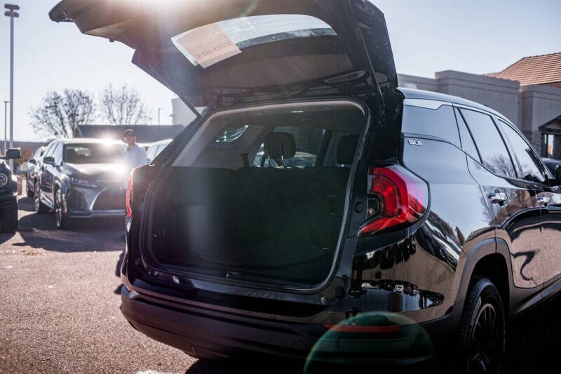 2020 GMC Terrain SLE