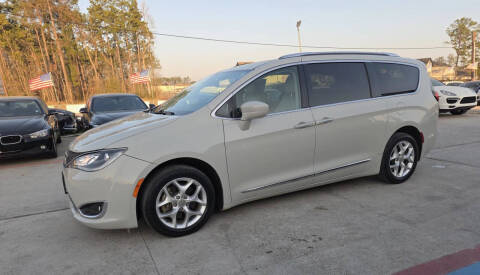 2020 Chrysler Pacifica Touring L Plus