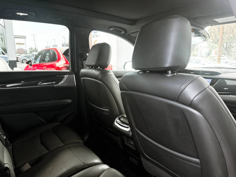 2024 Cadillac XT6 Sport