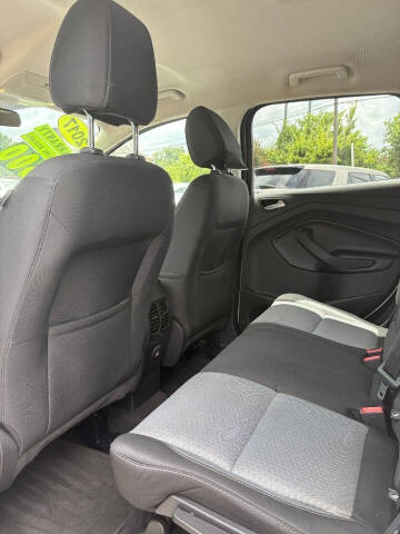 2017 Ford Escape SE