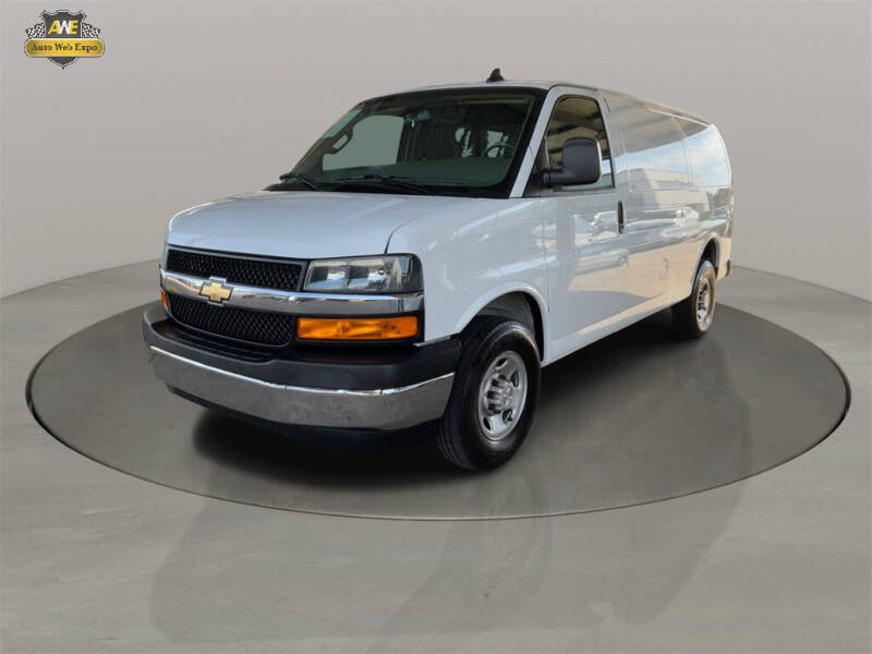 2023 Chevrolet Express 2500