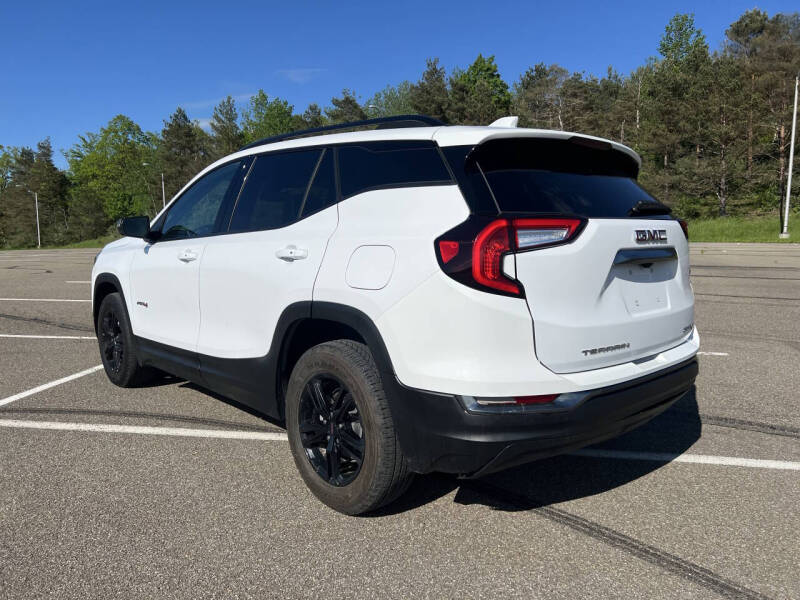2023 GMC Terrain AT4