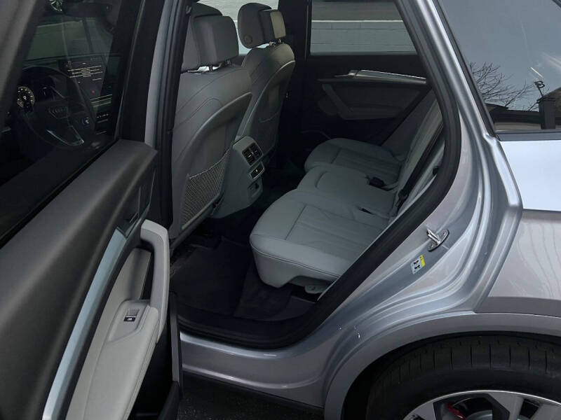 2025 Audi Q5 quattro S line Prem Plus 45 TFSI