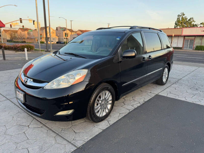 2008 Toyota Sienna XLE Limited