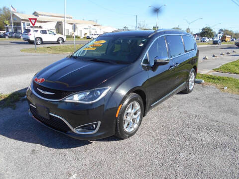 2017 Chrysler Pacifica for sale at Express Auto Sales in Metairie LA