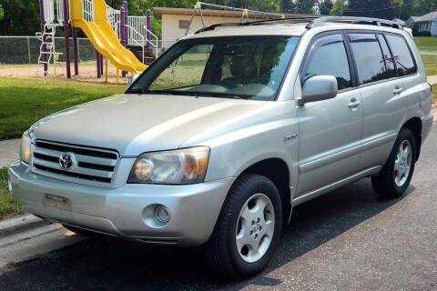 2005 Toyota Highlander for sale at Waukeshas Best Used Cars in Waukesha WI