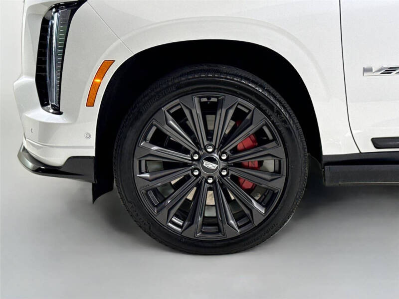2025 Cadillac Escalade-V