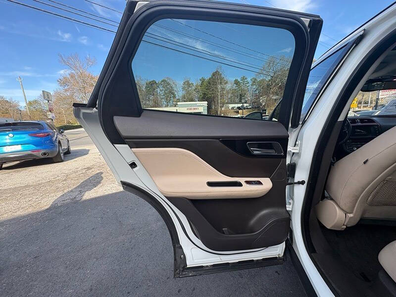 2017 Jaguar F-PACE 35t Prestige