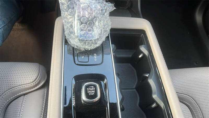 2026 Volvo XC90 B6 Ultra Dark 7P