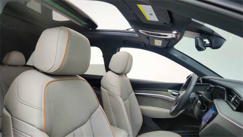 2024 Audi Q8 e-tron quattro Prestige