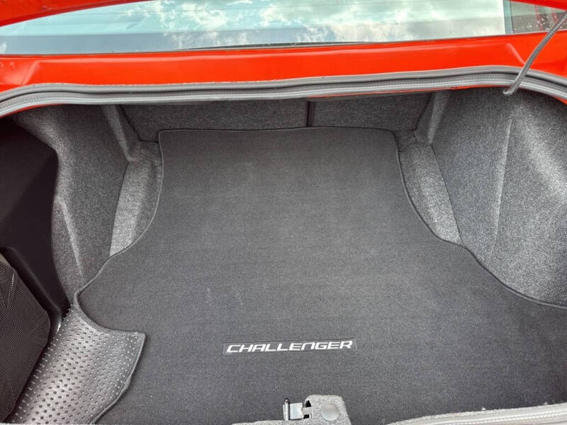 2008 Dodge Challenger SRT8