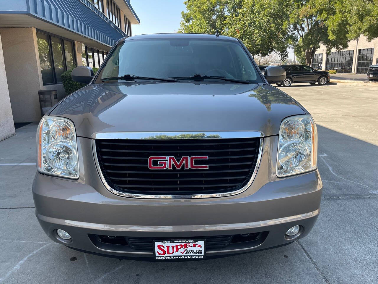 2014 GMC Yukon for sale at Super Auto Sales Modesto in Modesto, CA