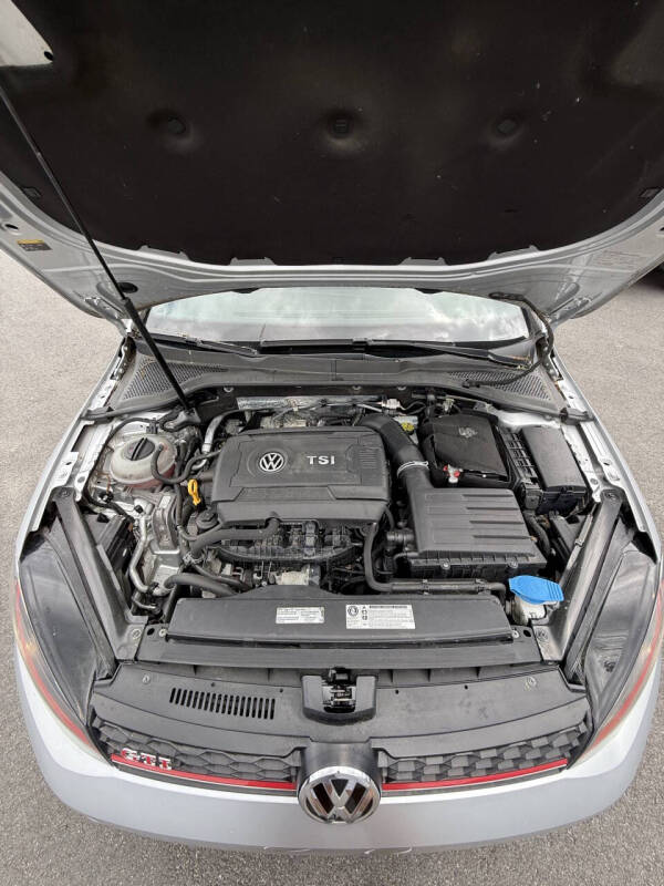 2016 Volkswagen Golf GTI Autobahn