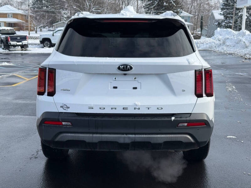 2021 Kia Sorento S