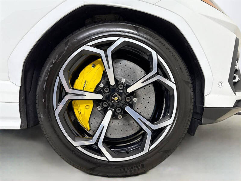 2020 Lamborghini Urus