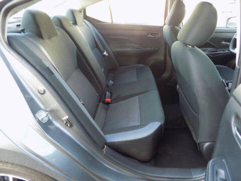 2023 Nissan Versa SV