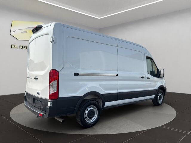 2025 Ford Transit 250