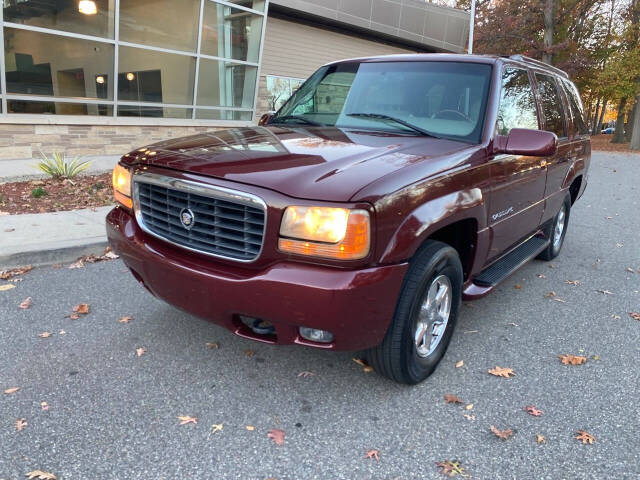 1999 Cadillac Escalade for sale at Vintage Motors USA in Roselle, NJ