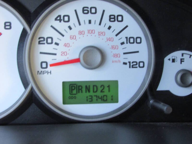 2006 Ford Escape XLT photo 25