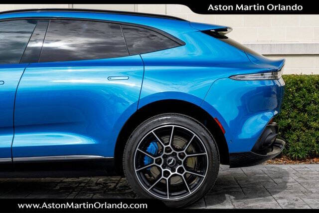2021 Aston Martin DBX