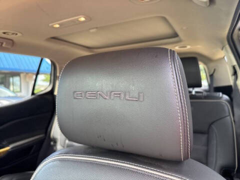 2018 GMC Acadia Denali