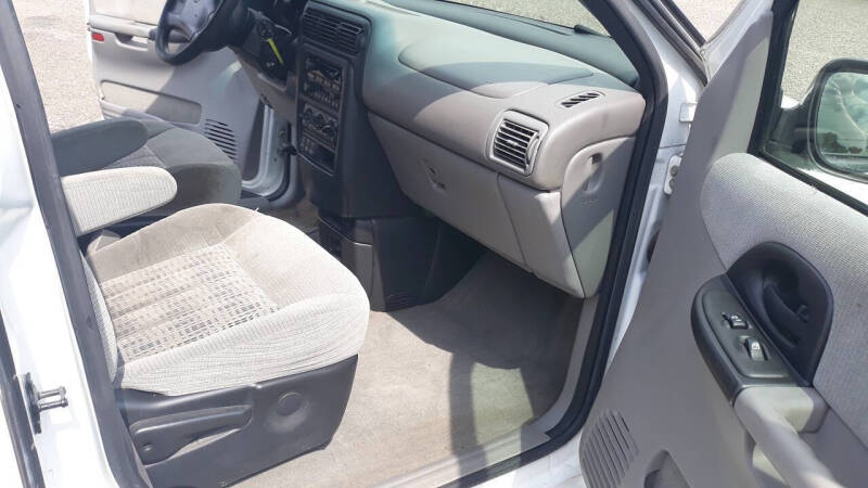 2002 Chevrolet Venture LS