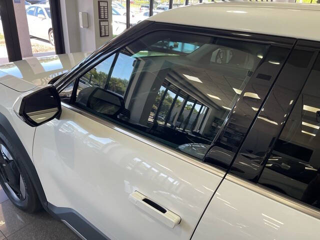 2024 Kia EV9 Light Long Range