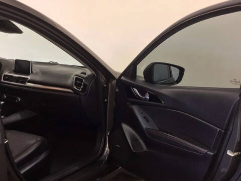 2016 Mazda MAZDA3 s Grand Touring