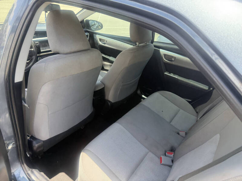 2015 Toyota Corolla LE