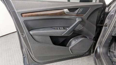 2019 Audi Q5 quattro Premium 45 TFSI