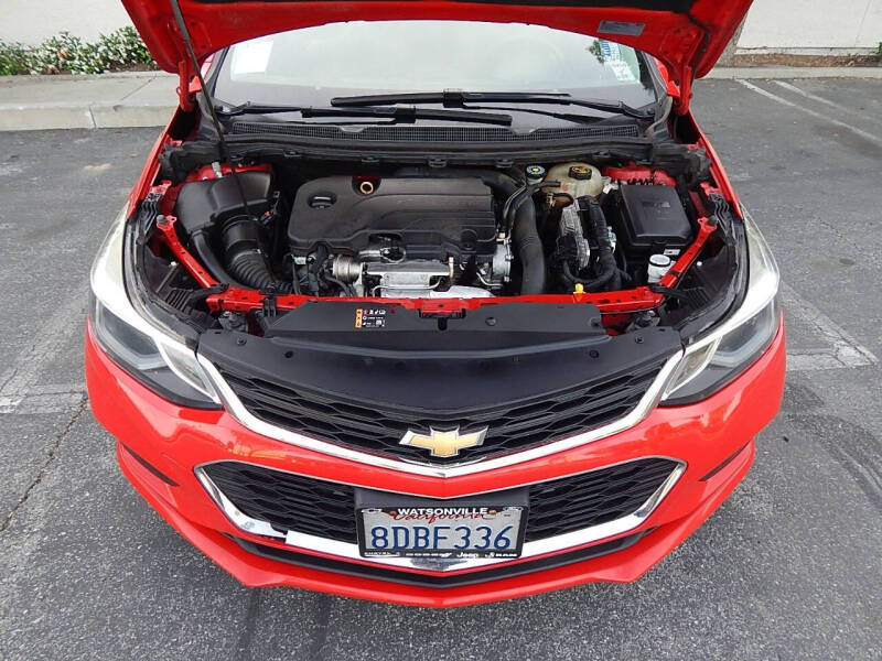 2017 Chevrolet Cruze LT Auto