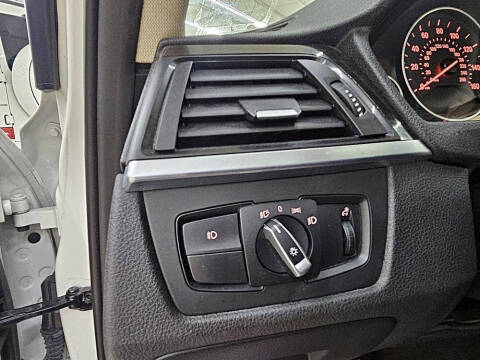 2015 BMW 3 Series 328i