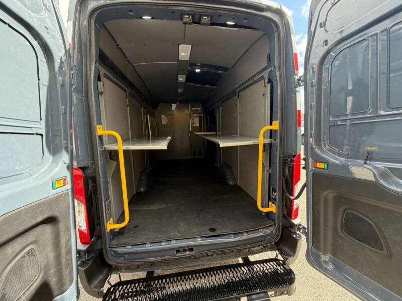 2020 Ford Transit 250