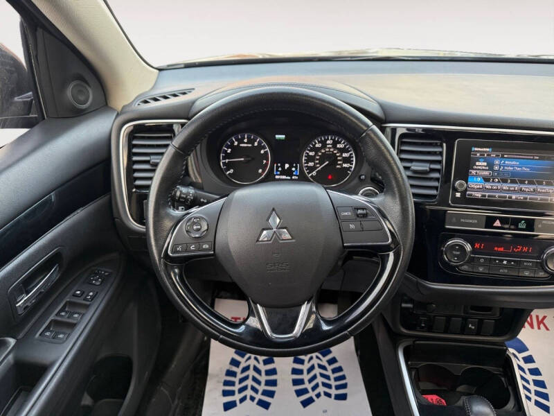 2019 Mitsubishi Outlander SE