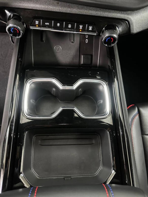 2024 Chevrolet Silverado EV RST