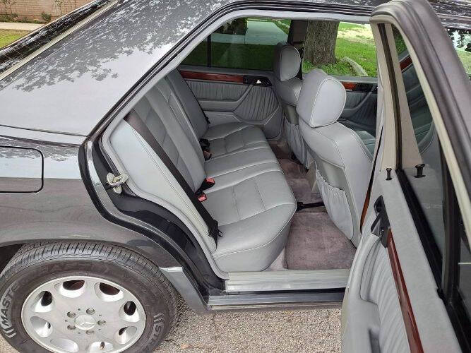 1994 Mercedes-Benz E-Class E 320