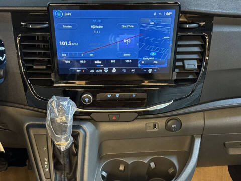 2025 Ford Transit