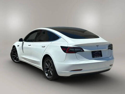 2019 Tesla Model 3 Standard Range Plus