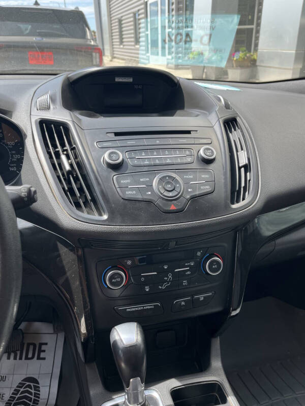 2017 Ford Escape SE