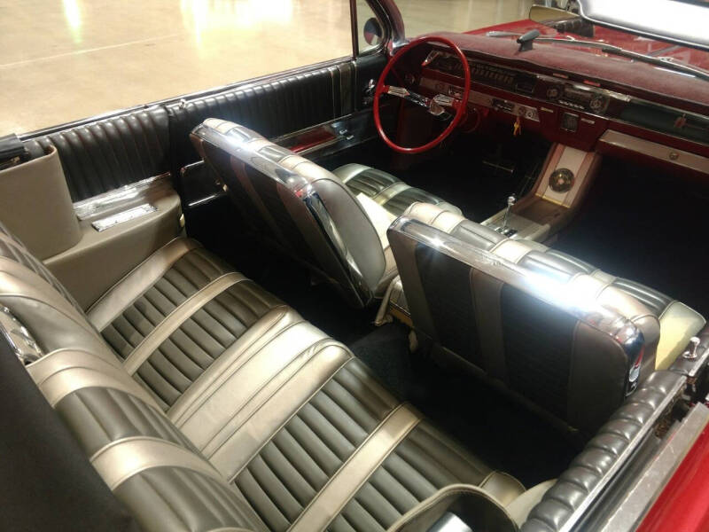 1962 Oldsmobile Starfire