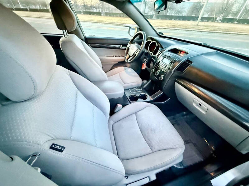 2012 Kia Sorento LX