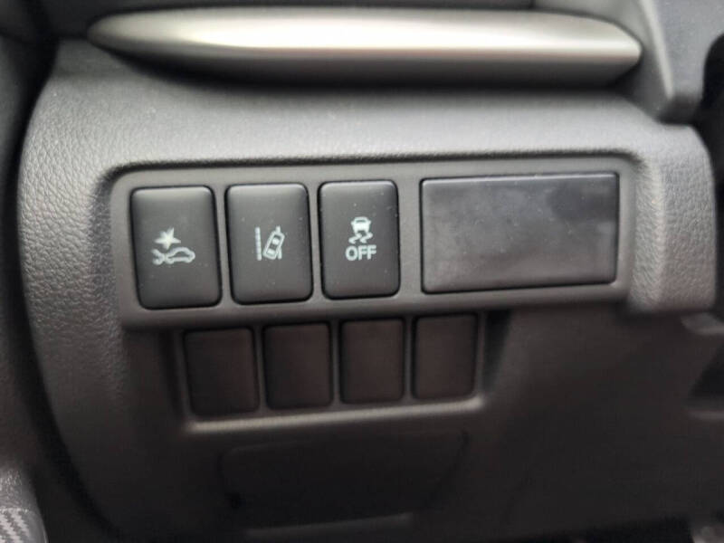 2024 Mitsubishi Eclipse Cross ES