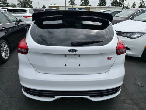 2017 Ford Focus ST