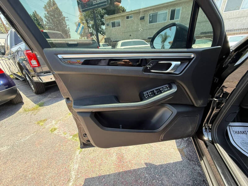 2018 Porsche Macan