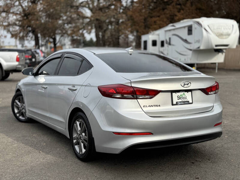 2018 Hyundai Elantra SEL