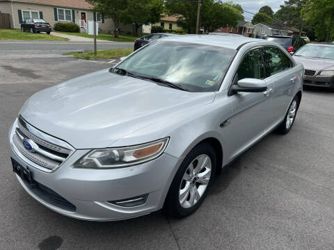 2012 Ford Taurus for sale at VENTURE MOTOR SPORTS in Chesapeake VA